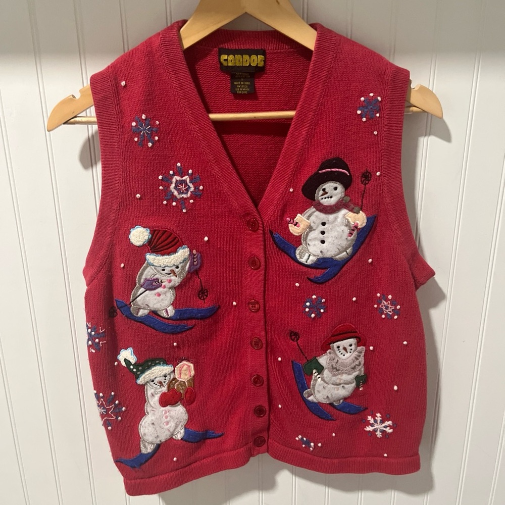 Christmas Sweater Vest Womens Small Red/Pink Snowman Skiing Holiday Ugly Sweater